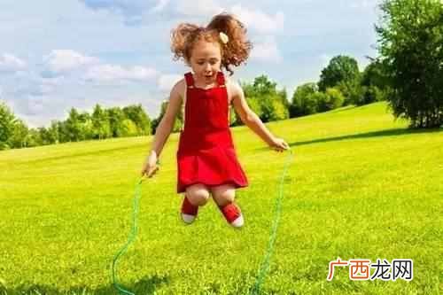 做什么运动可以长高又让腿变长(有助于孩子长