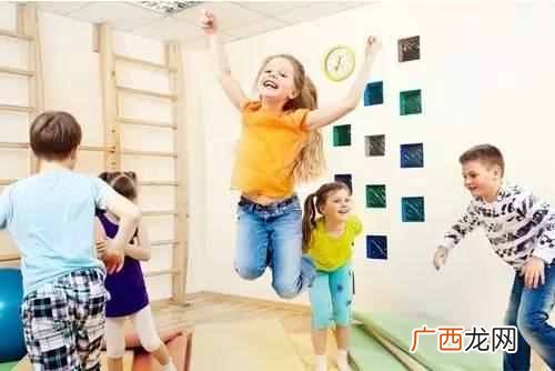 做什么运动可以长高又让腿变长(有助于孩子长