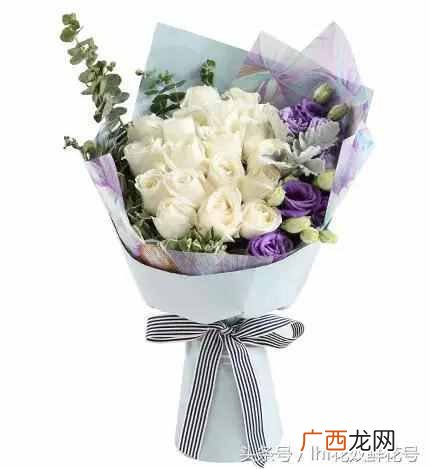 白玫瑰的花语是什么 白玫瑰代表什么