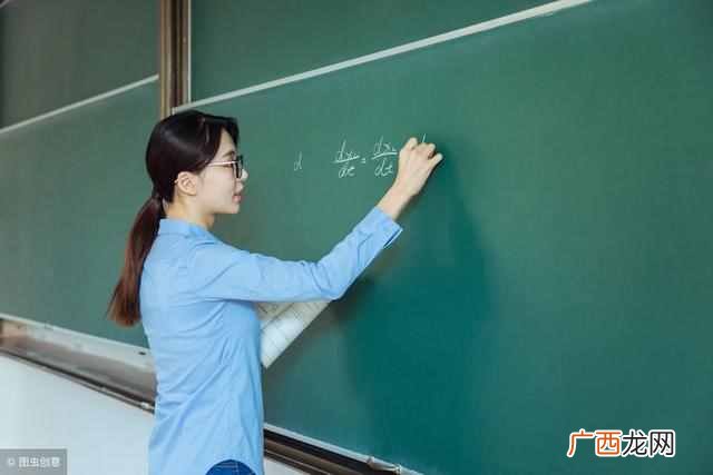 女生什么专业好就业（盘点2019年最吃香的几大行