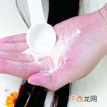 小苏打的10妙用除蟑螂去油消臭都好用