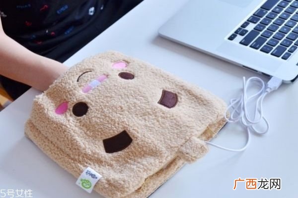 冬天玩电脑手冷怎么办