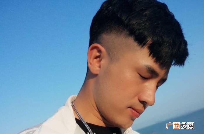 让女朋友感动到哭的信，长达八页的家书感动女友