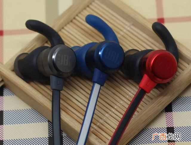 蓝牙耳机选购技巧 手机蓝牙耳机什么牌子好