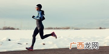 冬天这么冷怎么跑步不着凉