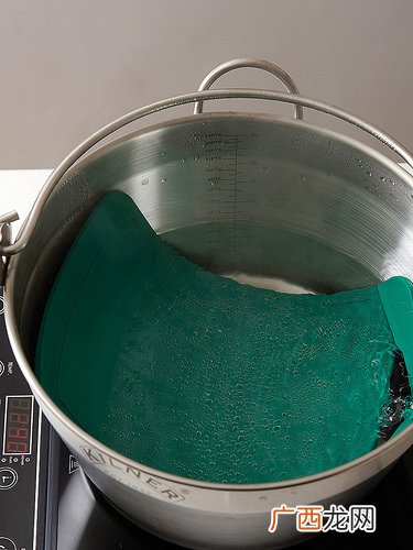 砧板上有异味怎么办4种材质不同清洁方法