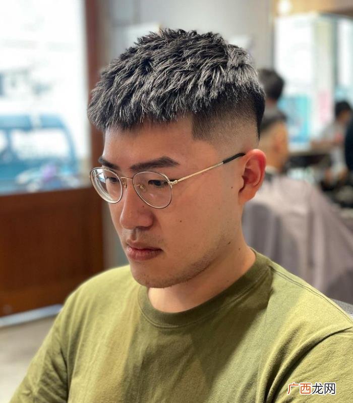 成熟头发发型男，这才是成熟男士该有的发型