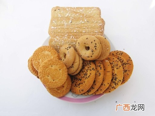 吃货必看国家公布的21款不合格进口饼干
