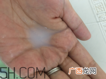露得清卸妆水怎么用?露得清卸妆水多少钱?