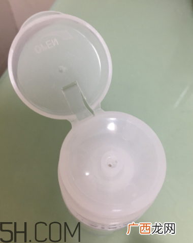 露得清卸妆水怎么用?露得清卸妆水多少钱?