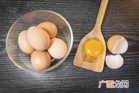 每天吃三个鸡蛋好吗?体质不同别乱吃