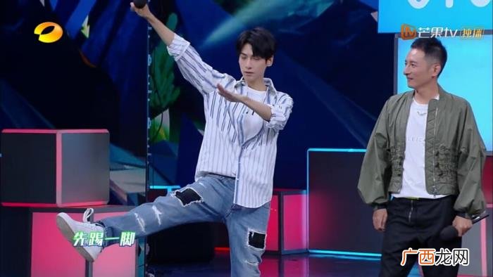 快本罗云熙，快本罗云熙玩游戏前后反差大像开外挂