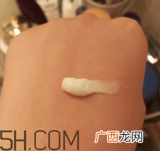 露得清身体乳怎么样？露得清身体乳好用吗？