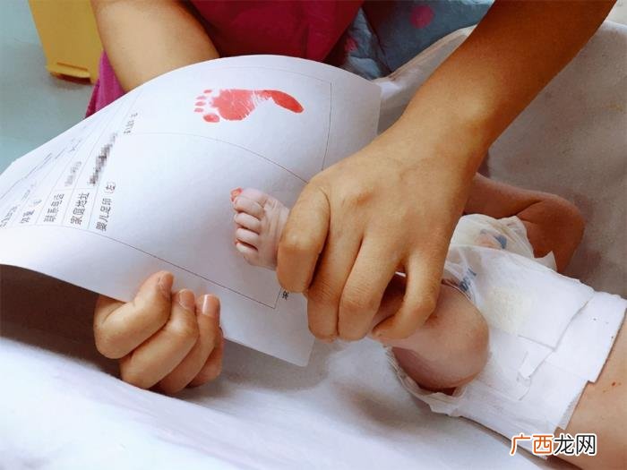 宝妈在医院扎堆生孩子 到处生孩子的女人