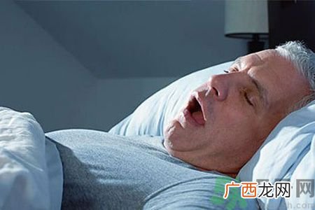 为什么睡觉打呼噜？睡觉打呼噜怎么办？