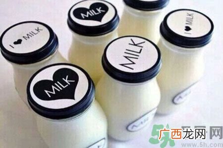 牛奶那个牌子好？牛奶可以加热吗？