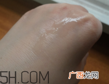 露得清保湿亮肤液怎么样?露得清保湿亮肤液好用吗?
