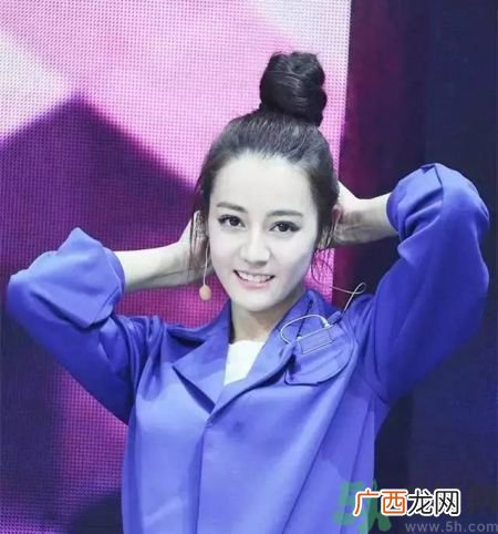 明星花式丸子头引潮流波叔这么萌你不爱吗？