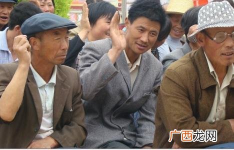 家里存款40万 一次性拿出40万的家庭多不多