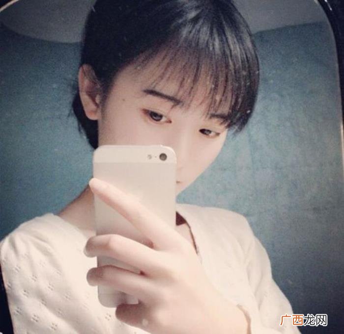 鞠婧祎小号，从鞠婧祎小号了解艺人背后更真实的她