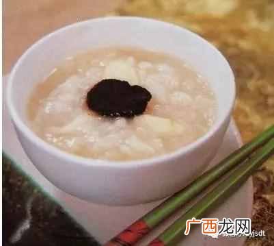阴虚有哪些症状 阴虚吃什么中药调理