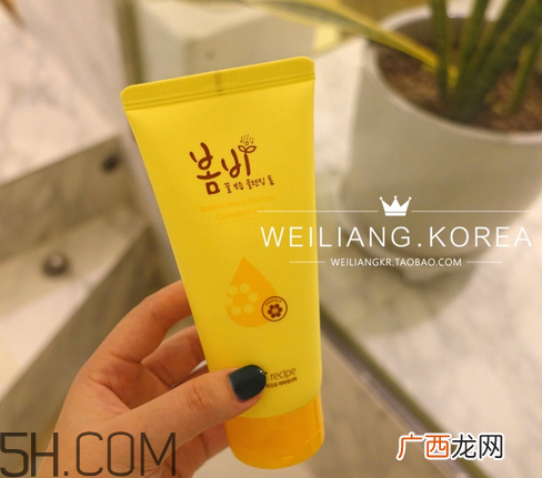 为什么洗脸要用洗面奶？洗面奶的基本使用方法
