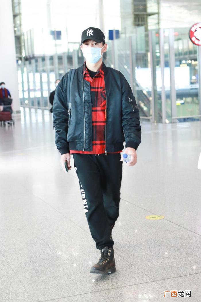 乔振宇古装角色，古装男神乔振宇现身机场