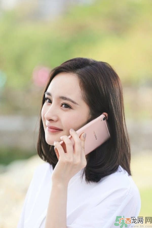 oppoR9很费电吗？R9的配置怎么样？