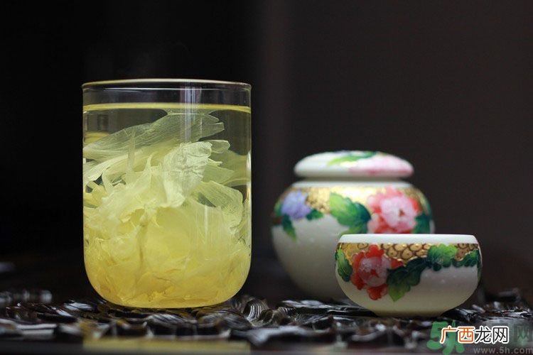 月经期间可以喝牡丹花茶吗？月经期间和牡丹花茶好吗？