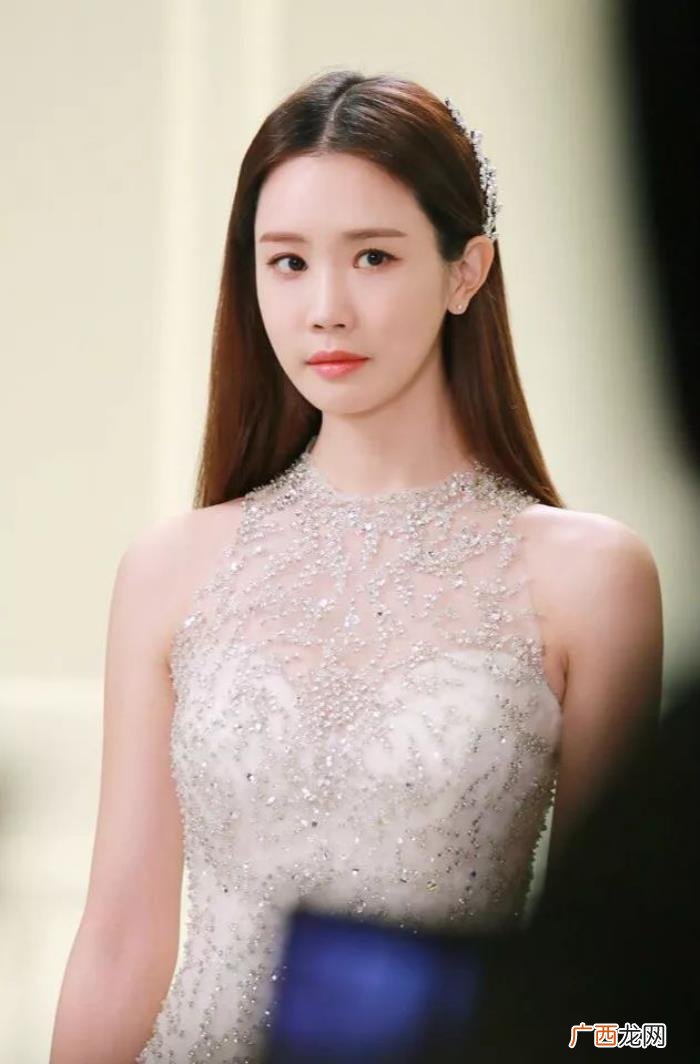 李多海颜值，&amp;quot;换头Girl&amp;quot;李多海颜值重回巅峰期