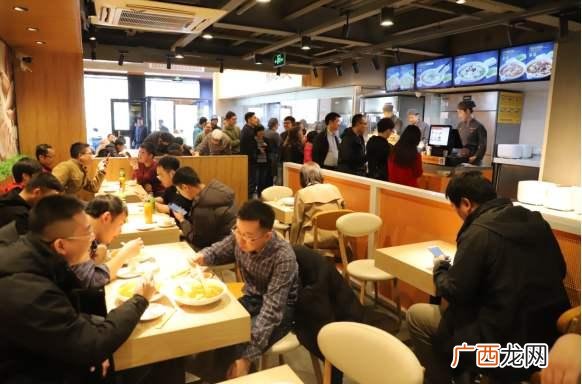 一家专门做米饭的店,米饭加盟店