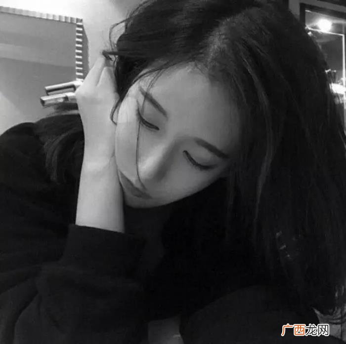 15句忘不了一个人的说说 忘不了一个人伤感说说