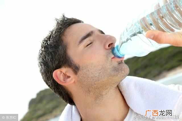 教你最适合的喝水技巧 多喝水有什么好处
