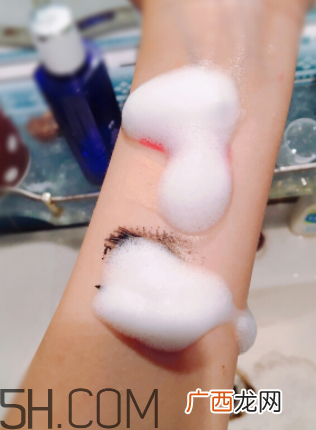丝塔芙净颜控油泡沫洁面乳怎么样_好用吗