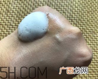 丝塔芙泡沫洁面乳怎么用?泡沫洁面乳用法