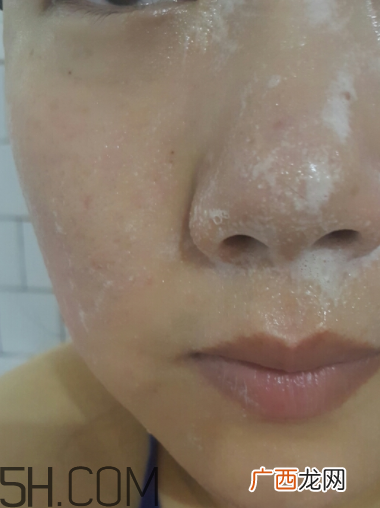 丝塔芙泡沫洁面乳怎么用?泡沫洁面乳用法