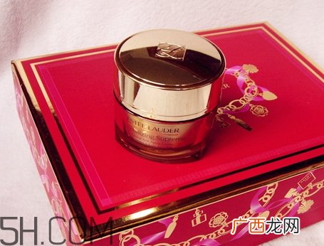 雅诗兰黛多效智妍面霜和精华霜有什么区别