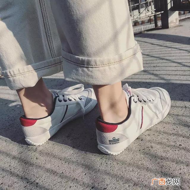 快时尚女鞋品牌,时尚女鞋加盟排行榜