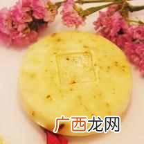 油性皮肤用什么洗面奶（油性皮肤改善方法推荐