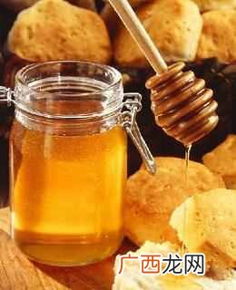 蜂蜜有哪些作用 蜂蜜不能和什么一起吃