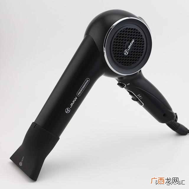 吹风机什么牌子的好（吹风机选购技巧，教你看