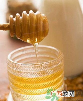 早上空腹喝蜂蜜水好吗？可以空腹喝蜂蜜水吗？