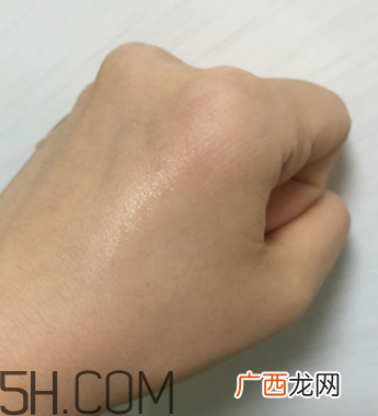悦木之源灵芝眼部精华乳怎么样_好用吗