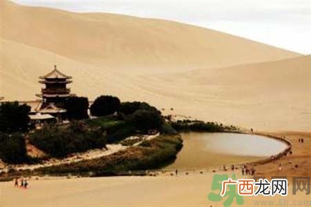 月牙泉再现铁背鱼什么是铁背鱼?