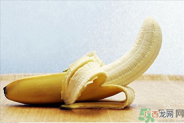 香蕉皮裂开了还能吃吗?香蕉皮为什么会裂开?