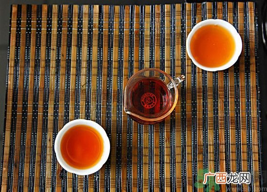 茉莉花绿茶加苦瓜能减肥吗？茉莉花和苦瓜泡水喝吗？