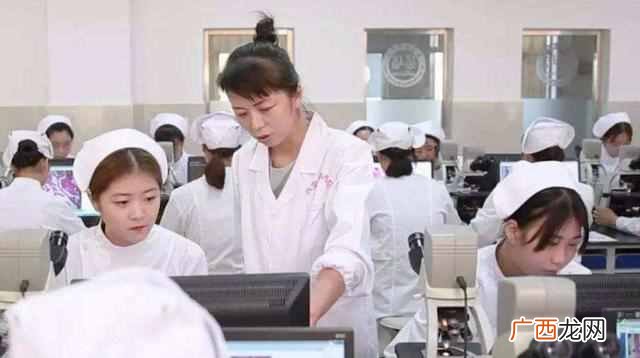 2019年最适合的专业推荐 女孩学什么专业好