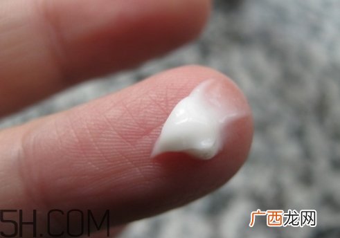 透真眼霜适合什么年龄段？透真眼霜多少钱