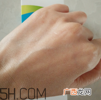 丝塔芙每日防晒保湿露怎么样_成分表