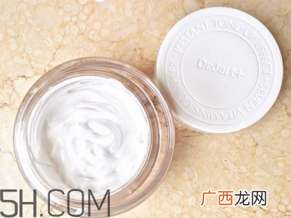 素颜霜的实质 素颜霜的正确使用步骤